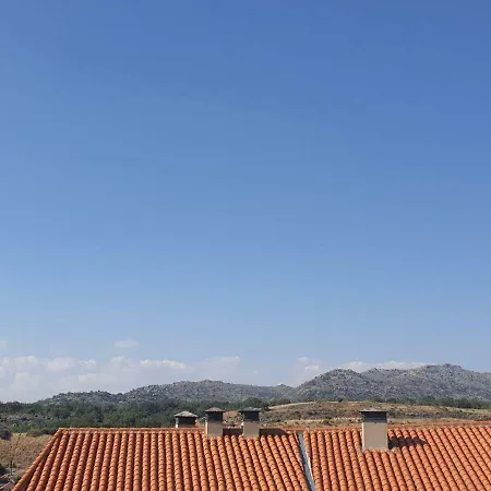 Portales De Pizarro Apartment *