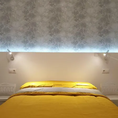 Portales De Pizarro Apartamento Béjar