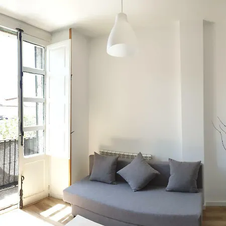 Portales De Pizarro Apartment *