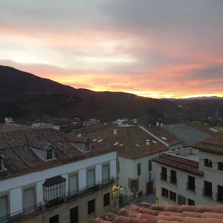 Portales De Pizarro Apartment Bejar