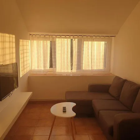 Portales De Pizarro Apartment